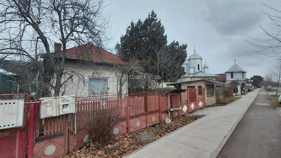 Vand casa  si teren Topoloveni - 2