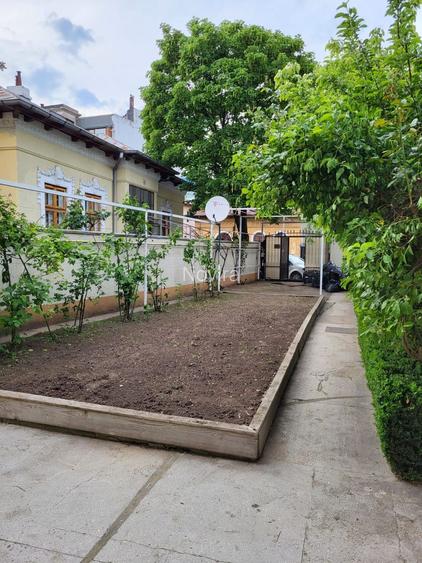 Vila individuala superba si renovata | Tineretului | 284 mp teren - 6