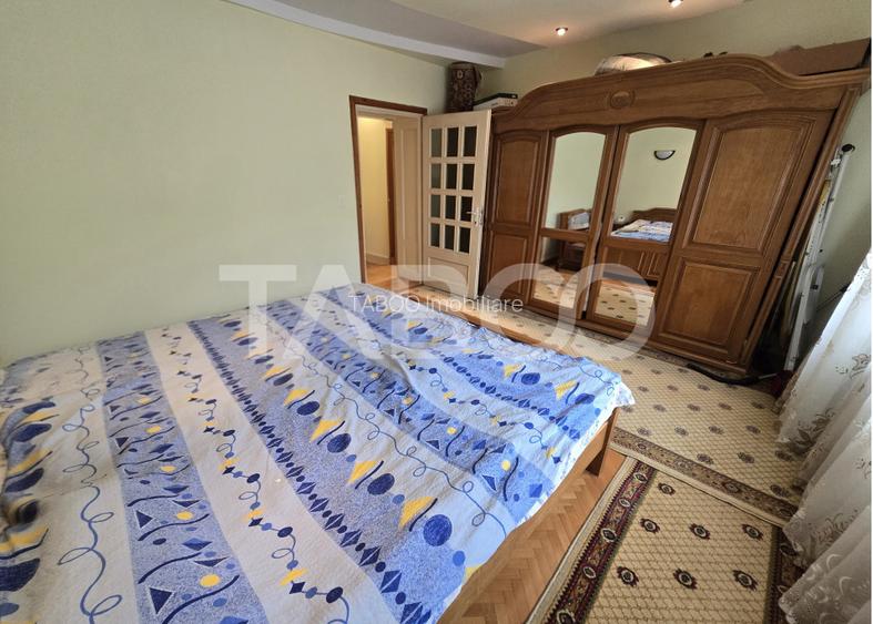 Casa individuala de vanzare 6 camere teren 650 garaj Piata Cluj Sibiu - 23