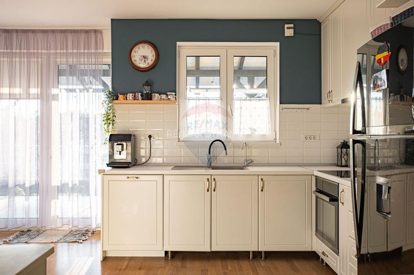 Casă / Vilă cu 4 camere de vânzare în cartierul Westfileld Arad - 11