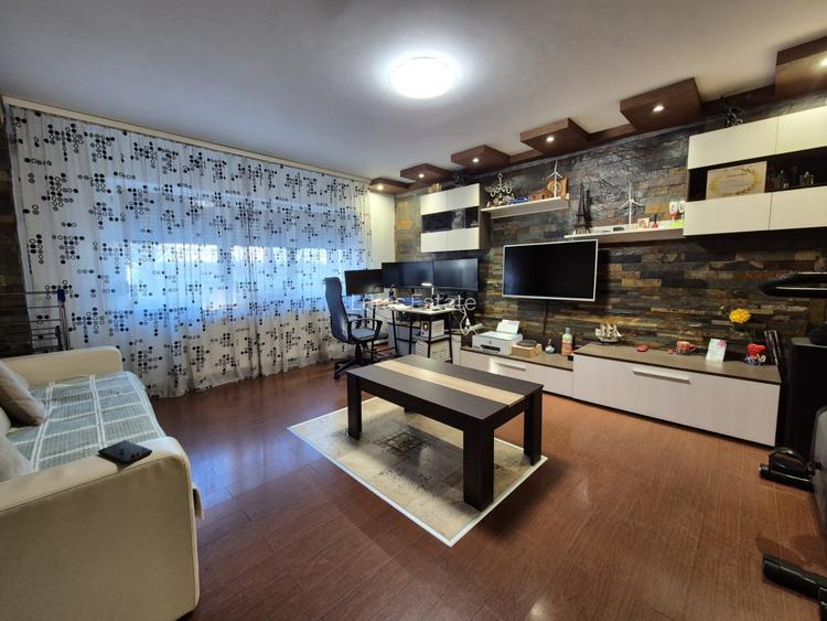 Apartament 3 camere, decomandat, 2 băi - zona Brătianu - 3