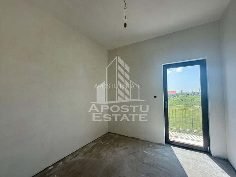 Triplex la gri, teren 284mp, pompe caldura, zona Plopi - 3