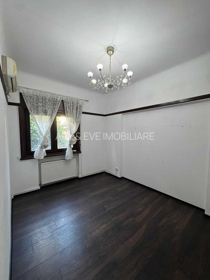 Eleganță Interbelică la Pași de Cișmigiu | Apartament 5 Camere în Vilă - 2