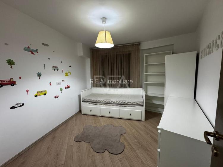 4 camere Colentina, inst. schimb., et. 5, an 1977, 81 mp - 3