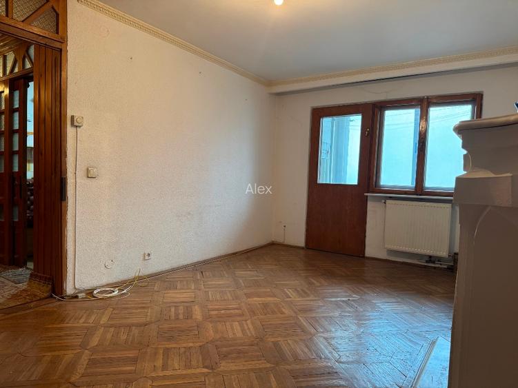 Apartament 4 camere decomandat zona centrala direct proprietar - 8