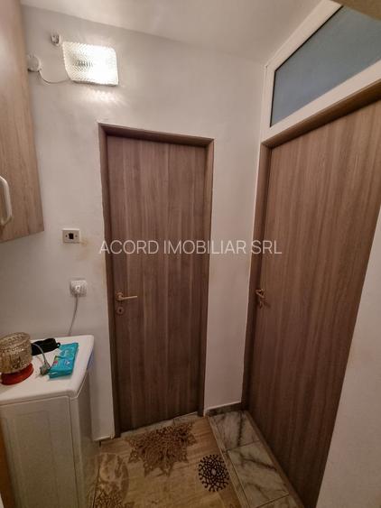 Faleza nord-apartament 2 camere decomandat cu gaze - 12