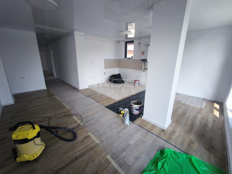 Apartament 3 camere, Crangasi - 6