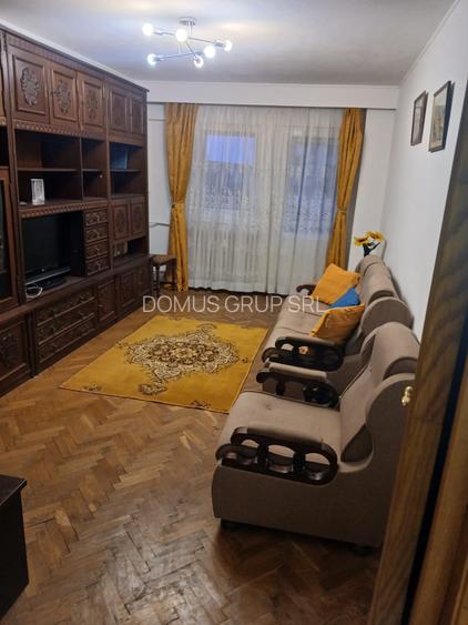 Oferim spre chirie apartament zona Spital - 2