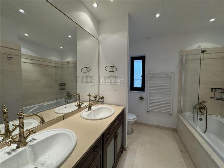 De vanzare | Casa 8 camere | Iancu Nicolae | Complex cu paza - 9