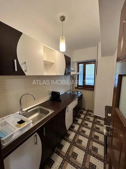 1 Mai - Piata Victoriei - 4