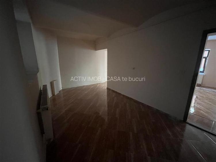 Caransebes, CHIRIE, Spatiu Comercial Birouri, 172 Mp, Ultracentral - 12