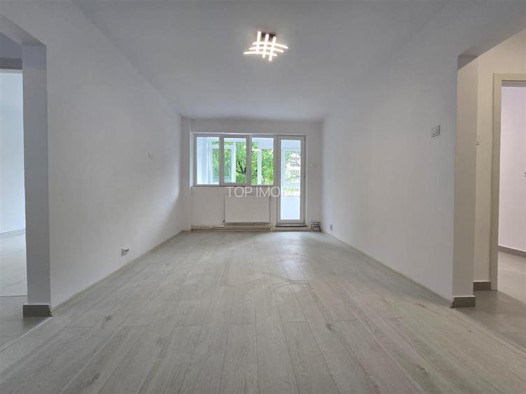 Etaj 2 - Tatarasi Str. Stejar, 2 camere model cu geam la baie, liber - 16