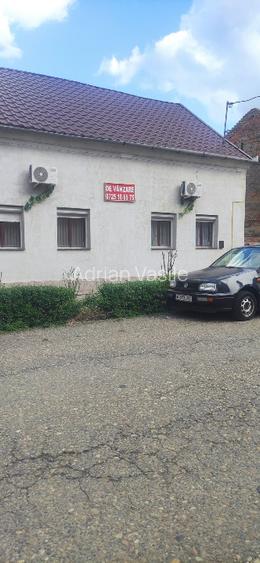 Casă în Arad, zona Pârneava - 2