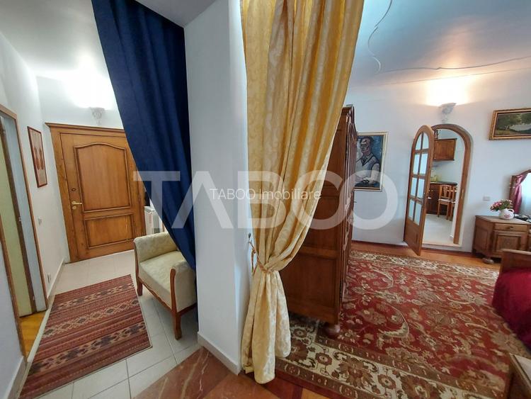 Apartament de vanzare 3 camere 77 mpu pivnita anexa Centrul Istoric - 5