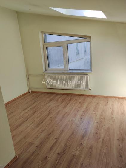 ABATOR   CASA   P+M     4 CAMERE  GAZE TEREN 262 MP  PRET 210.000 EURO - 2