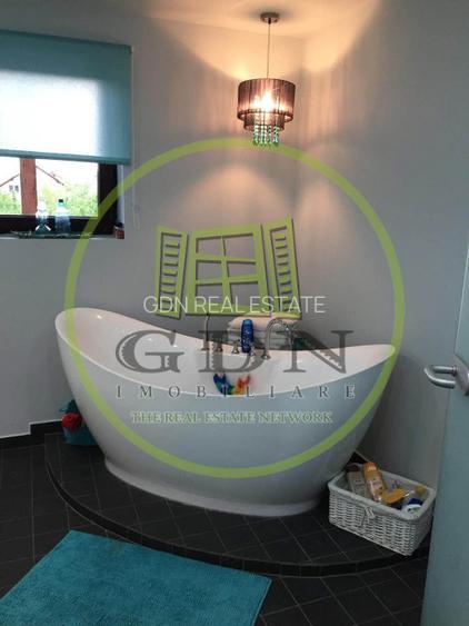 Proprietate  cu 4 camere si suprafata utila de  230mp spre vanzare in Talmaciu - 8