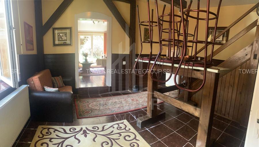 Casă în centrul Cisnădioarei cu 243mp de locuit și teren de 936mp - 23