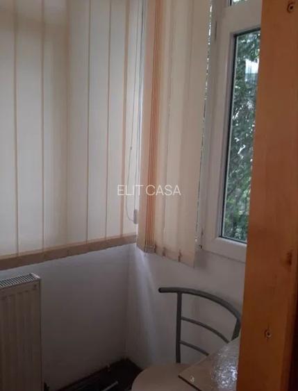 Apartament cu 2 camere, etajul 3/4, zona Alexandru Cel Bun - 7