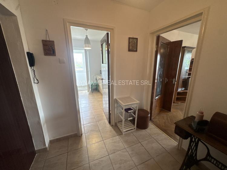 Titan - 2 camere - metrou - zona liniștită - posibilitate parcare - 4