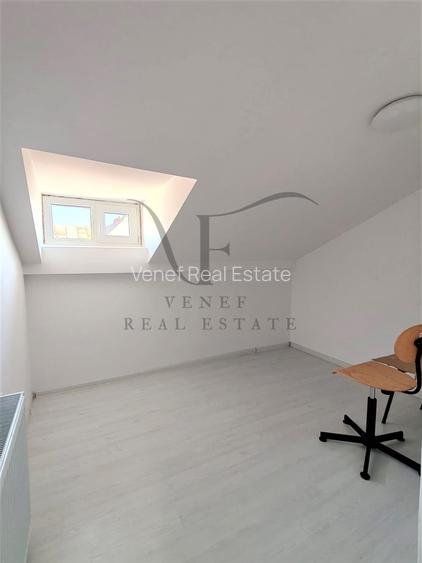 Vila 9 camere 3 grupuri sanitare 1 terasa 354 mp Vasile Lascar Stefan cel Mare - 31