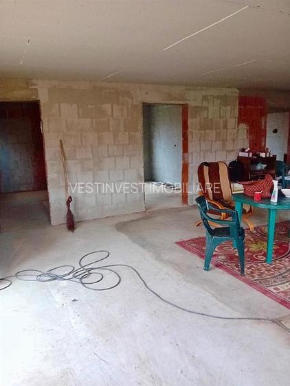 Casa cu 5 camere in localitatea Sacuieni - 14