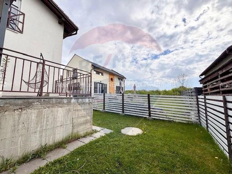 Casa moderna de vanzare in Bavaria Park cu priveliste la muntii Fagars - 13