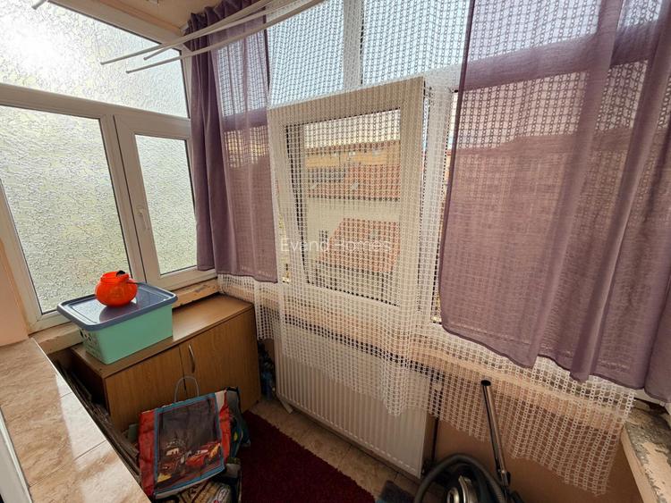 Apartament cu 2 camere - et 3 - zona Calea Sagului - 15