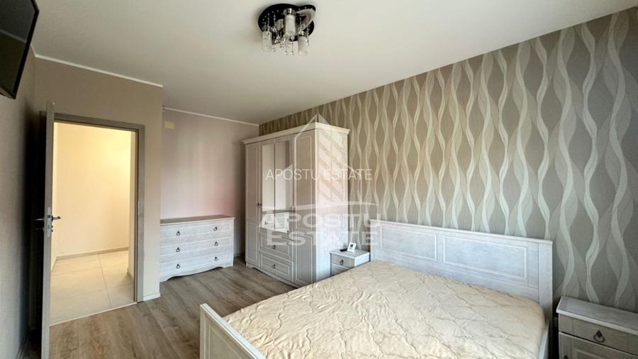 Apartament de vanzare cu 3 camere, etajul intai, Dumbravita - 5