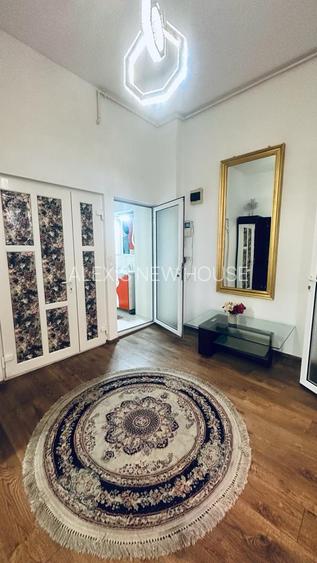 Apartament  cu 3 camere – | Piața Ovidiu | Vedere la mare - 8