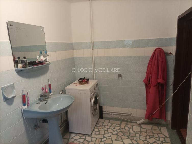 Casa 4 camere pozitie deosebita zona Central - 11