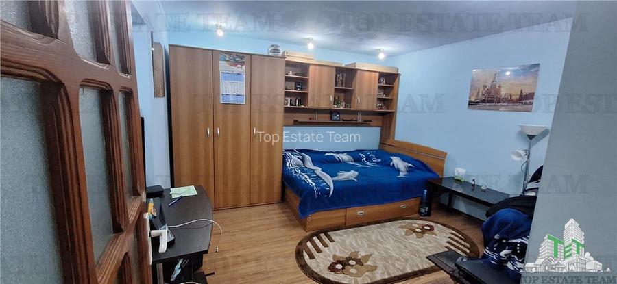 Casa  spatioasa cu 5 camere si curte proprie in Zona Bratianu, Constanta - 3