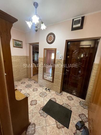 Apartament 2 camere decomandat Pacurari etajul 1 - 5