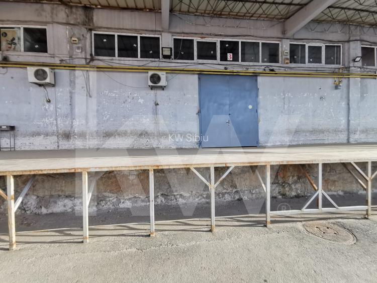 Depozite | 1600 mp | compartimentare la cerere | 8 m inaltime - 4