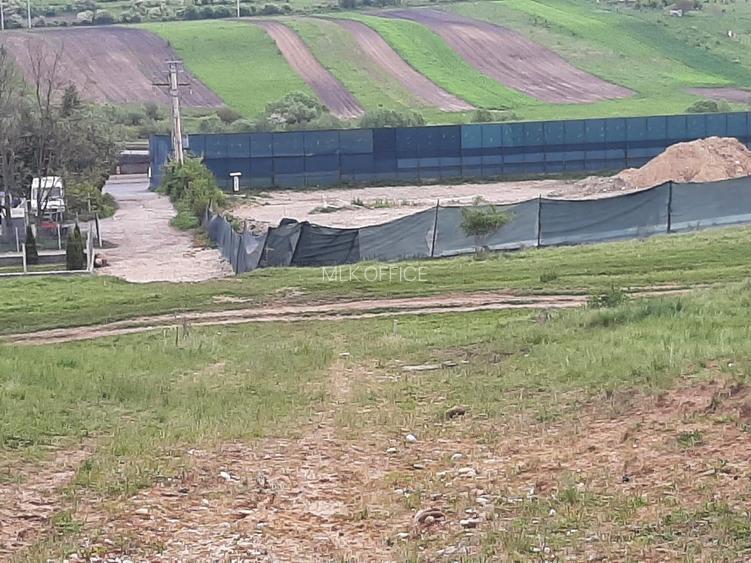 Teren de vanzare in Valcele - 4