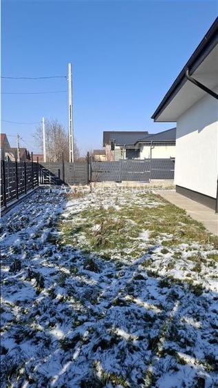 Casa Miroslava Market Family,4 camere,2 bai,Asfalt,Incalz pard,0% Comision - 19