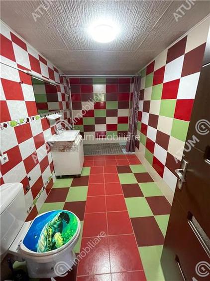 Casa 6 camere decomandate curte 130 mp in Selimbar - 15