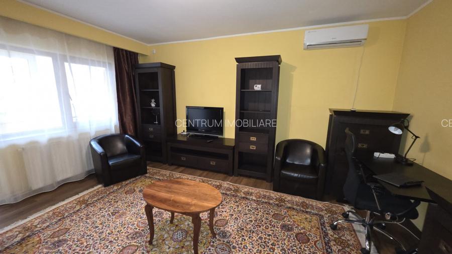 Inchiriere 2 camere Vitan Mall etajul 1/4 - 11