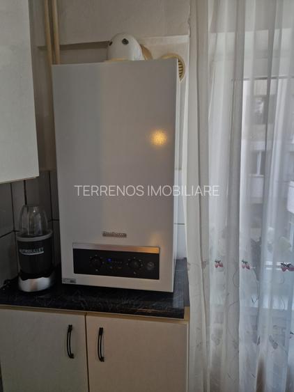 Apartament 4 camere zona Parcul Mihai Eminsecu , etaj 2 , loc de parcare - 8
