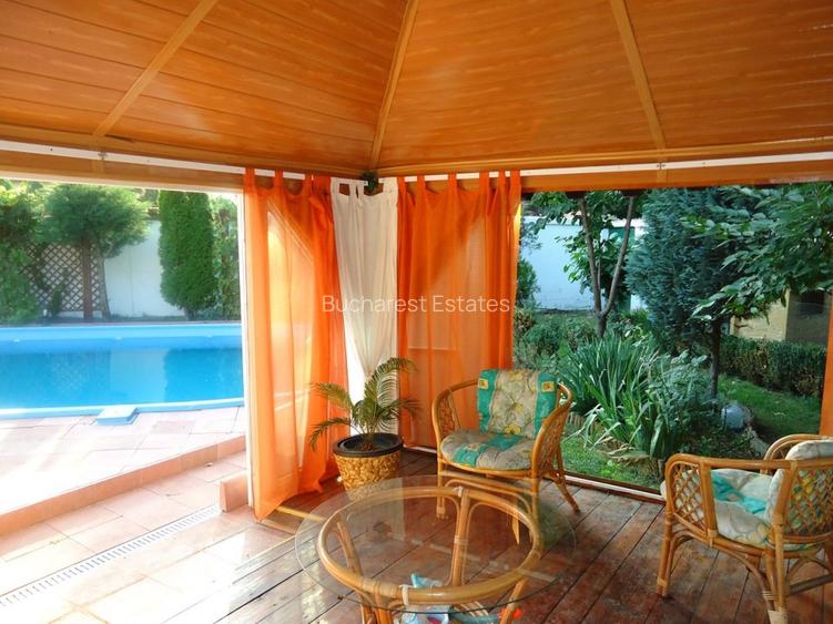 Vila piscina superba gradina matura cu iesire directa la padure - 9