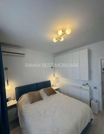 Decebal  - Piata Muncii - 7