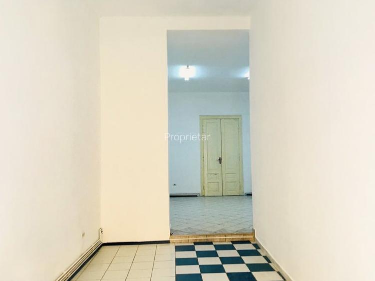 Spatiu comercial stradal - central ARAD - 4