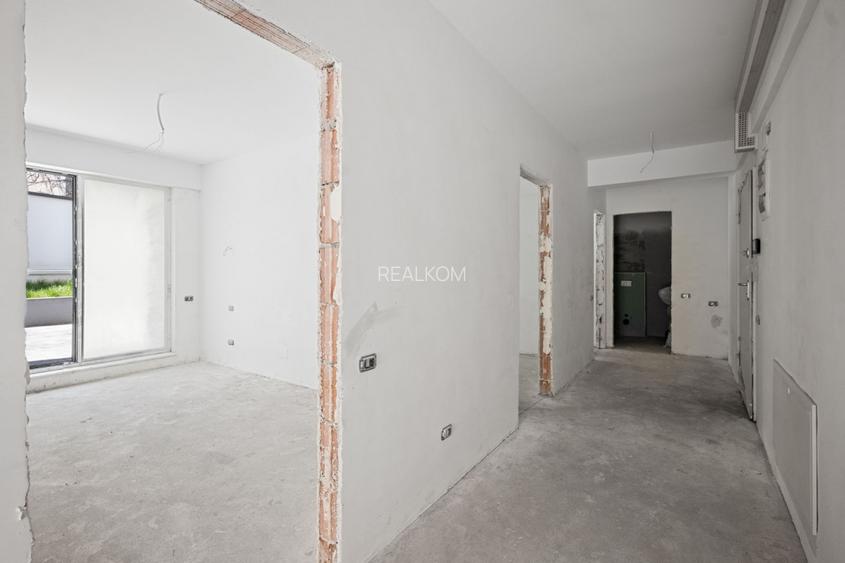 VANZARE APARTAMENT 4 CAMERE UNIRII-CASA POPORULUI-COMISION 0% - 9