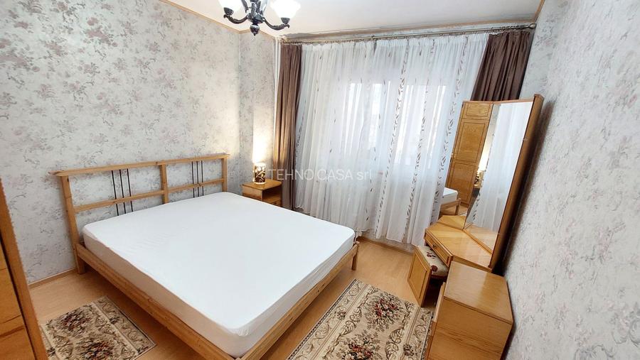 13 Seprembrie,Panduri, metrou Academia Militara la 800m - 6