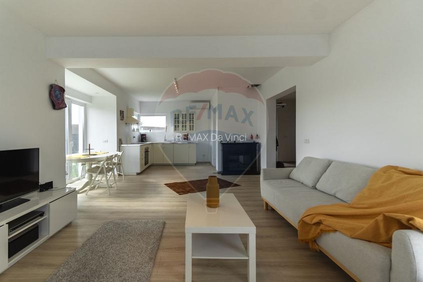 Casă / Vilă oportunitate rar întâlnită ! - 6