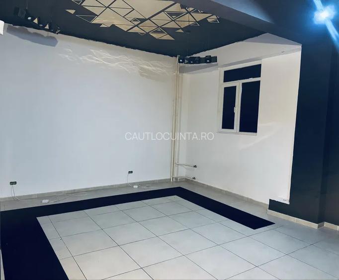 Spatiu comercial | Otopeni |  Vitrina 8 m | 92 mp - 2
