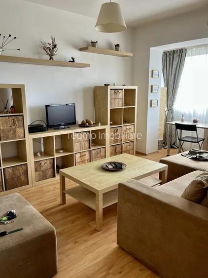 Garsoniera, bucatarie open space, 30 mp, boiler, balcon, metrou, Quadra 2 - 3