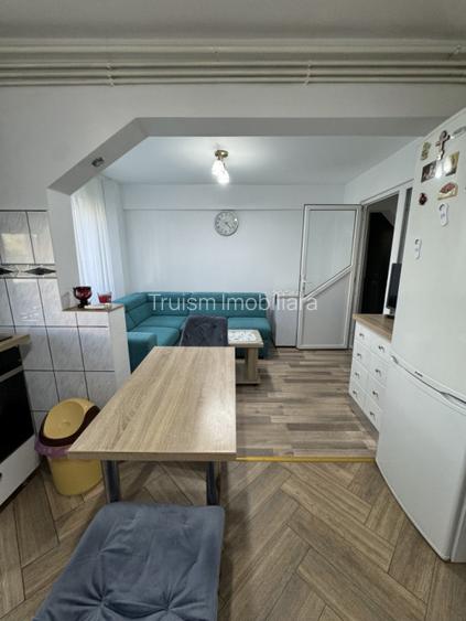 Apartament 4 cam, cf 1 dec, et 2/8, zona 9 Mai- Piata - 8