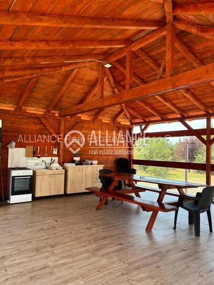 EXCLUSIVITATE - Vilă de vânzare în statiunea Venus ( cod 12 ) - 9