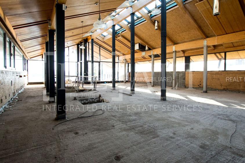 Vanzare casa. vila 7 camere | Arhitectura deosebita, Deschidere lac | Petricani - 12