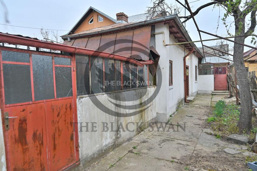 Casa cu 3 camere de vanzare I Zona Centrala - Ploiesti I Comision 0% - 9